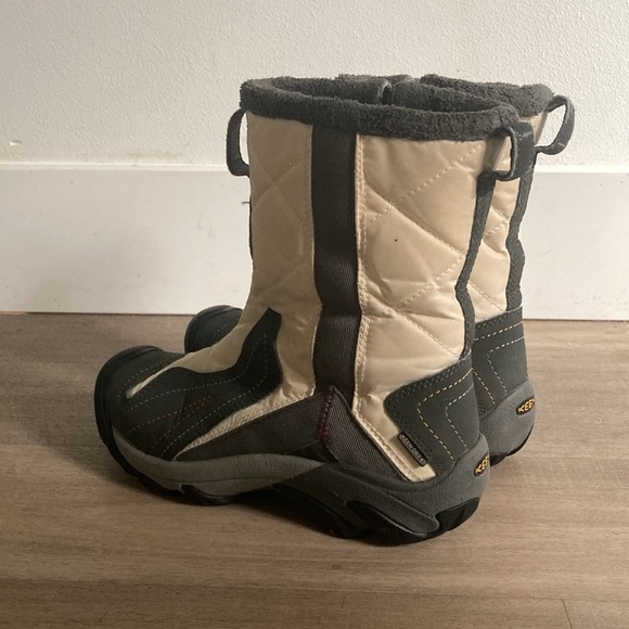 Keen Betty Snow Boots - Picture 3 of 7